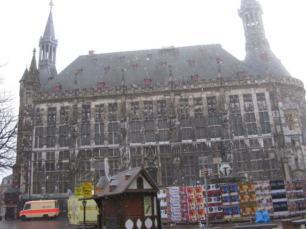 Front of the City Hall at the Markt square