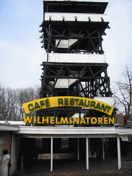 Miaomiao with face paint in front of the Wilhelminatoren tower at Vaals