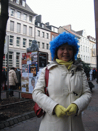 Miaomiao with a wig at the Carnaval Parade at the Theaterstraße street