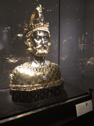 Left front of the Bust of Charlemagne at the Ground Floor of the Aachen Cathedral Treasury, with explanation