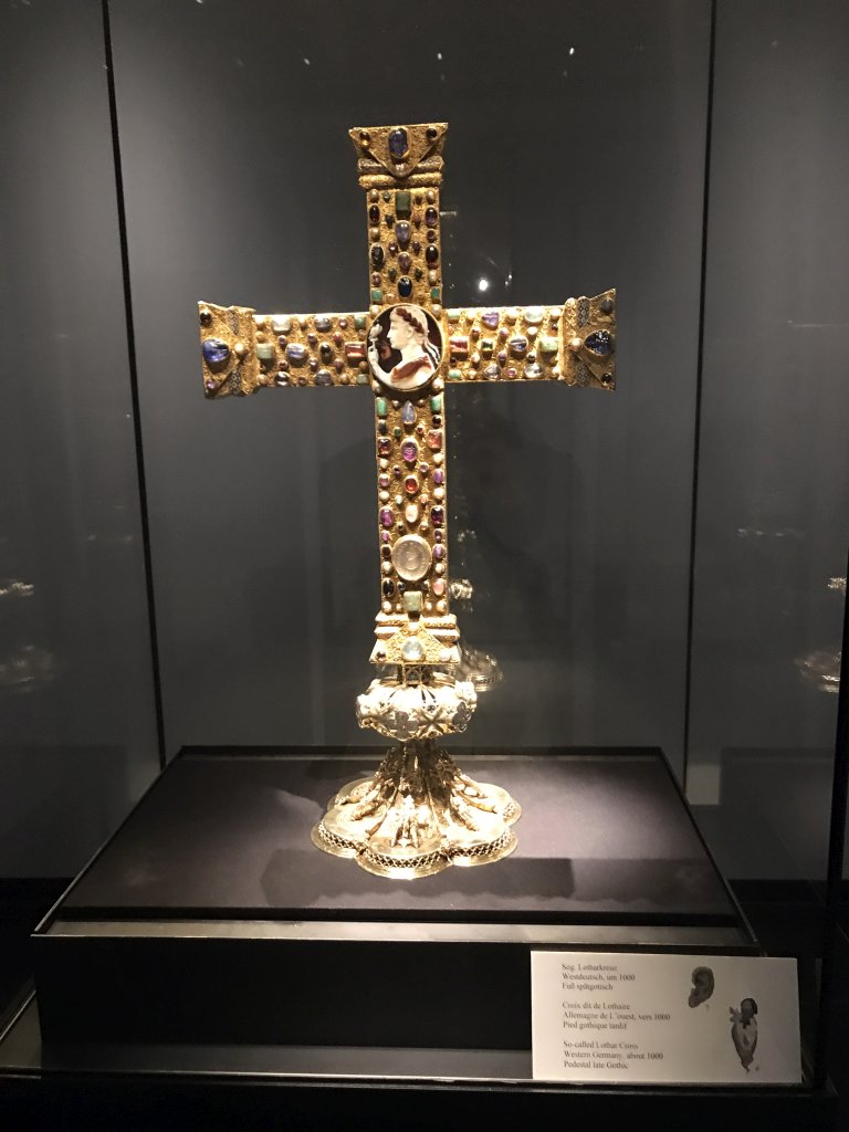 The Cross of Lothair at the Ground Floor of the Aachen Cathedral Treasury, with explanation