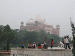 Mosque on the left side of the Taj Mahal