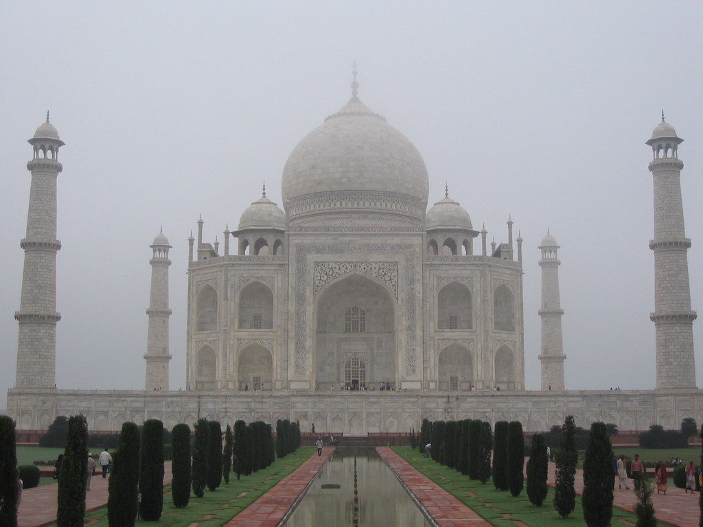 Charbagh Garden with the reflecting pool and the front of the Taj Mahal