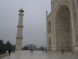 Minaret at right back side of Taj Mahal