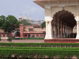 The Diwan-I-Am hall, the Anguri Bagh gardens and the Moti Masjid mosque at the Agra Fort