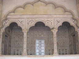 Main platform at the Diwan-I-Am hall at the Agra Fort