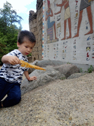 Max with potato chips at the City of Antiquity at the DierenPark Amersfoort zoo