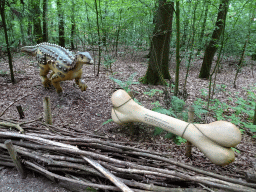 Scelidosaurus statue at the DinoPark at the DierenPark Amersfoort zoo, with explanation