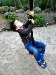 Max on the `Pterovlucht` zip line at the DinoPark at the DierenPark Amersfoort zoo