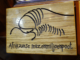 Explanation on the Giant African Millipede at the Honderdduizend Dierenhuis building at the DierenPark Amersfoort zoo