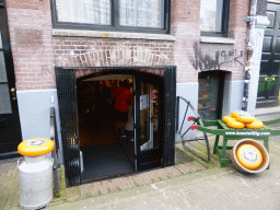 The Kaaskelder Henri Willig cheese shop at the Singel canal
