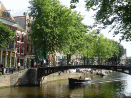 The Sint Jansbrug bridge over the Oudezijds Voorburgwal canal
