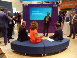 Jeroen Tas, Edith Schippers and other people at the Philips stand during the eHealth Week 2016 conference, at the Graanbeurszaal room of the Beurs van Berlage conference center
