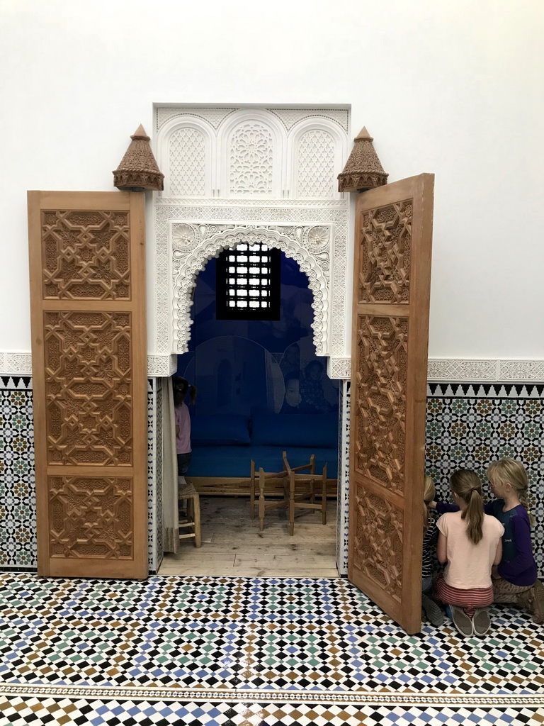 Gate at the Riad inner square at the ZieZo Marokko exhibition at the Ground Floor of the Tropenmuseum