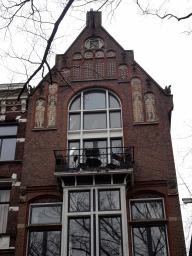 Facade of a house at the Vondelstraat street