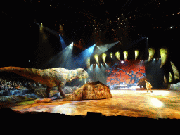 amsterdam_16_078 - 268 kb - 1024x768 - Tyrannosaurus Rex statues and Torosaurus statue at the stage of the Ziggo Dome, during the `Walking With Dinosaurs - The Arena Spectacular` show Tyrannosaurus Rex statues and Torosaurus statue at the stage of the Ziggo Dome, during the `Walking With Dinosaurs - The Arena Spectacular` show