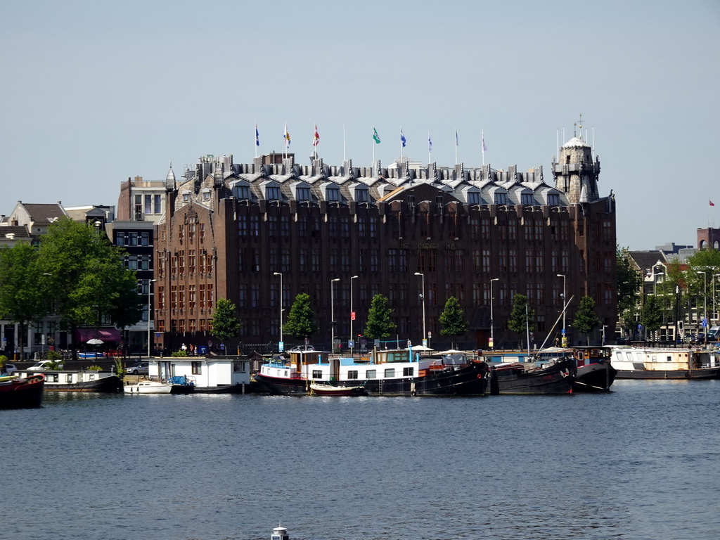 The Oosterdok canal and the Grand Hotel Amrâth Amsterdam, viewed from the Mr. J.J. van der Veldebrug bridge