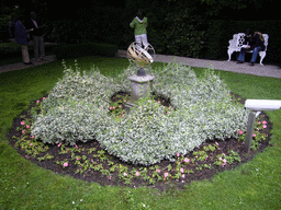 Weather vane at the garden of the Huis met de Kolommen building