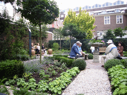 The garden of the Tassenmuseum Hendrikje