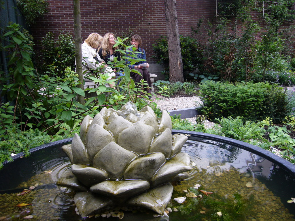 Fountain in the garden of the Tassenmuseum Hendrikje