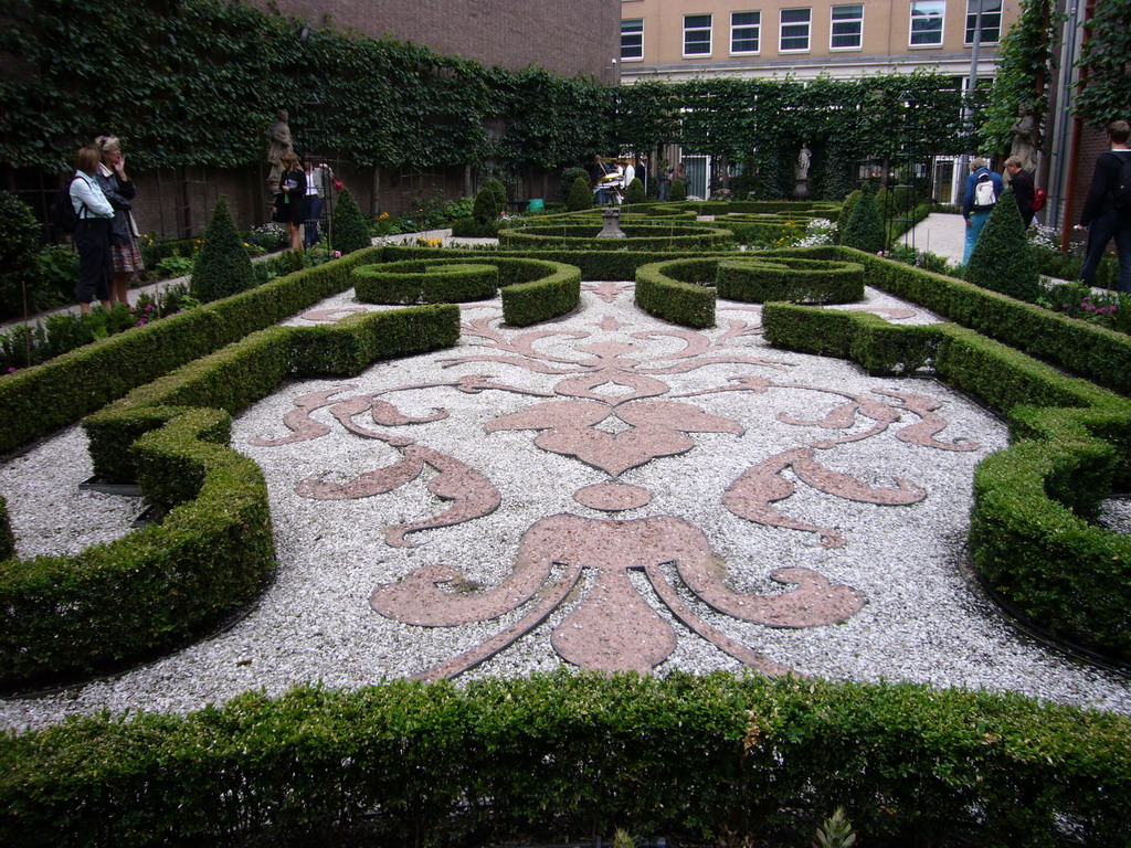 Garden of the Willet-Holthuysen Museum