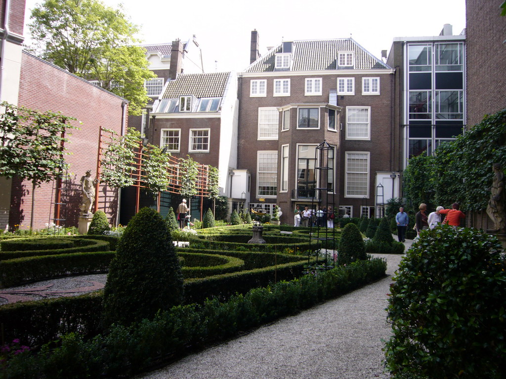 Garden of the Willet-Holthuysen Museum