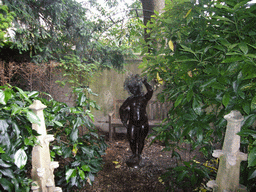 Statue at the garden of the Keizersgracht 633 building