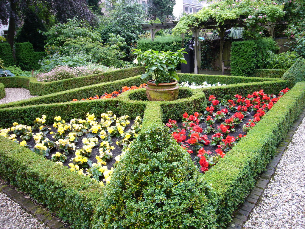 Garden of the Herengracht 522 building