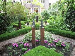 Garden of the Keizersgracht 633 building