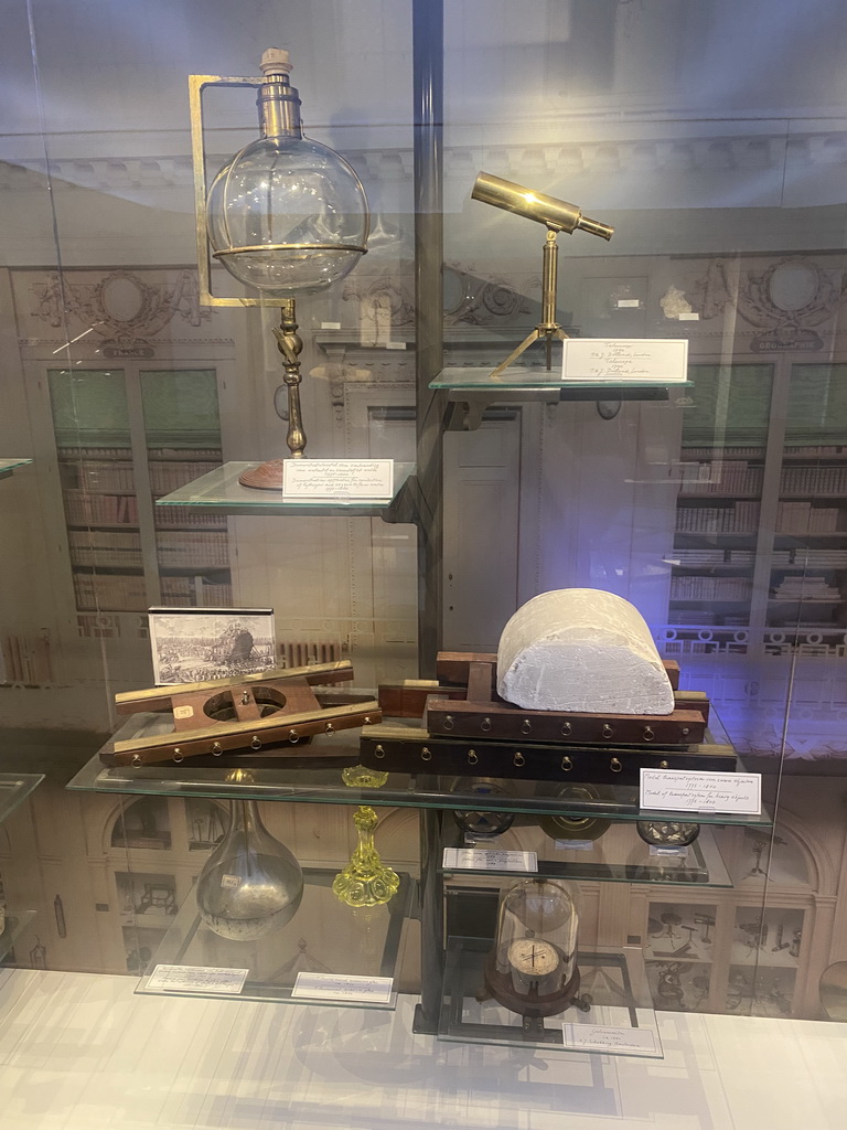 Old scientific equipment at the Teylers Museum at the Fenomena exhibition at the First Floor of the NEMO Science Museum