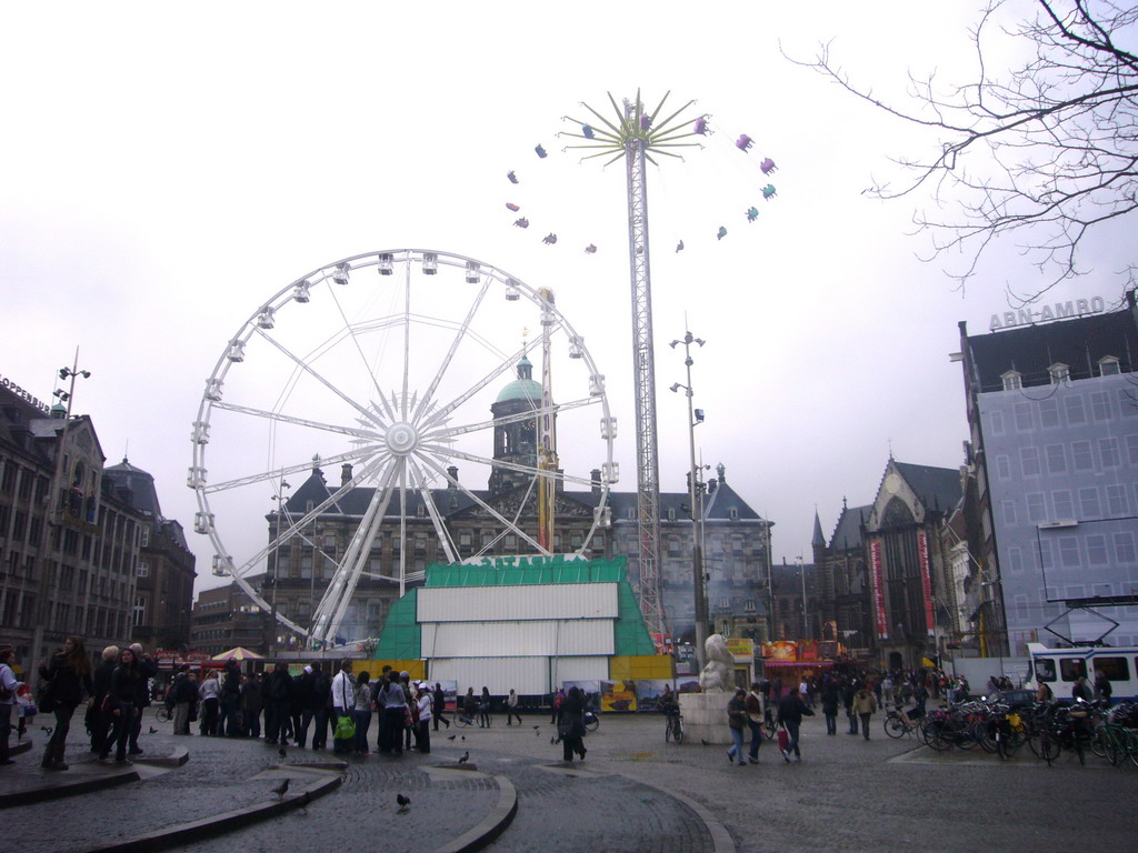 The Dam square, with the Royal Palace Amsterdam, the Nieuwe Kerk church and a Ferris Wheel