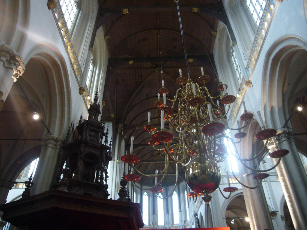 The pulpit, a chandelier and the nave of the Nieuwe Kerk church