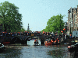 The Korte Prinsengracht canal, with the bridge at the crossing of the Brouwersgracht canal and the tower of the Westerkerk church