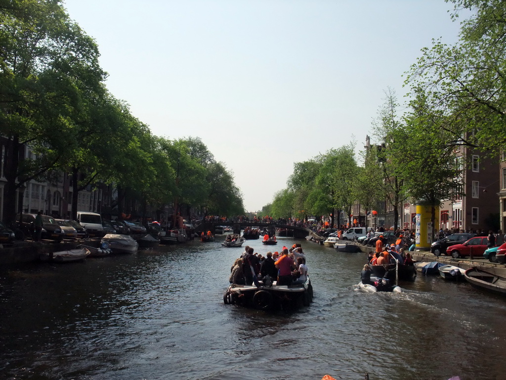 The Prinsengracht canal, with the bridge at the crossing of the Reestraat street