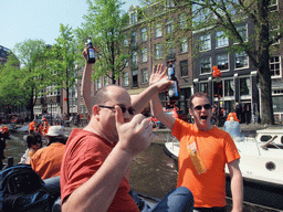 Paul, Bas, Mengjin and others on the tour boat at the Prinsengracht canal