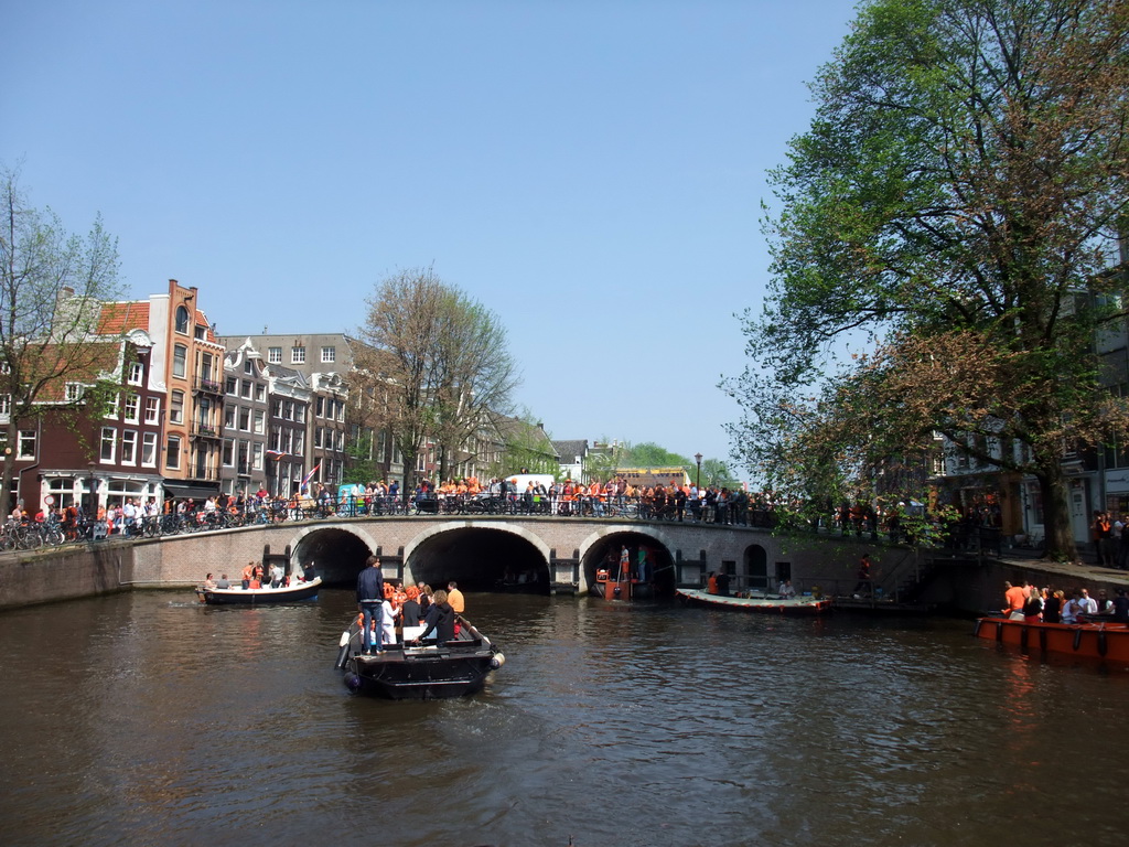 The Singel canal with the Torensluis bridge