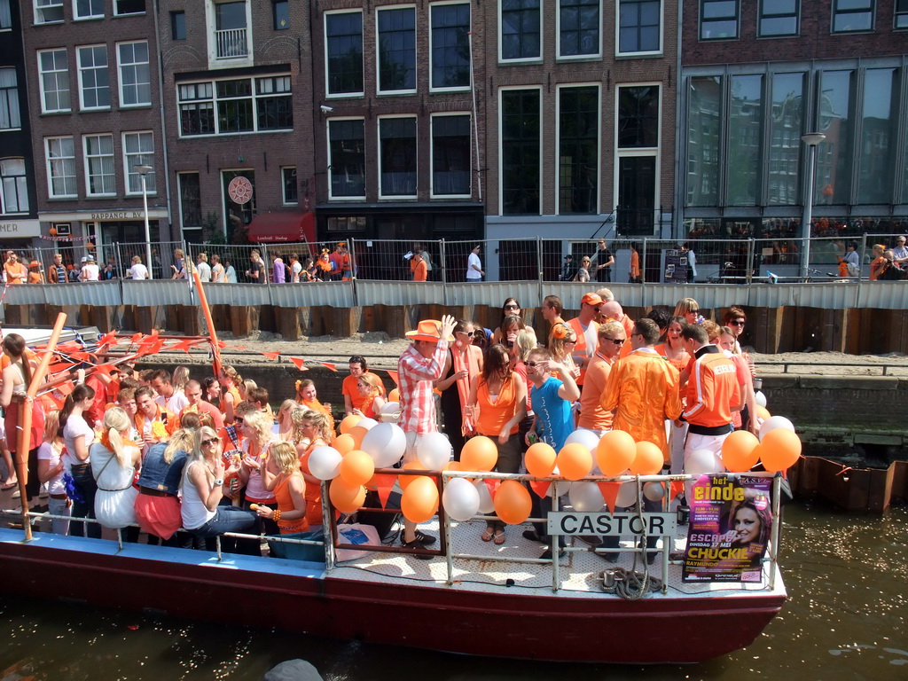 Tour boat at the Prinsengracht canal