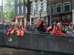 Houses and people alongside the Prinsengracht canal