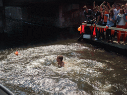 Swimmer in the Prinsengracht canal