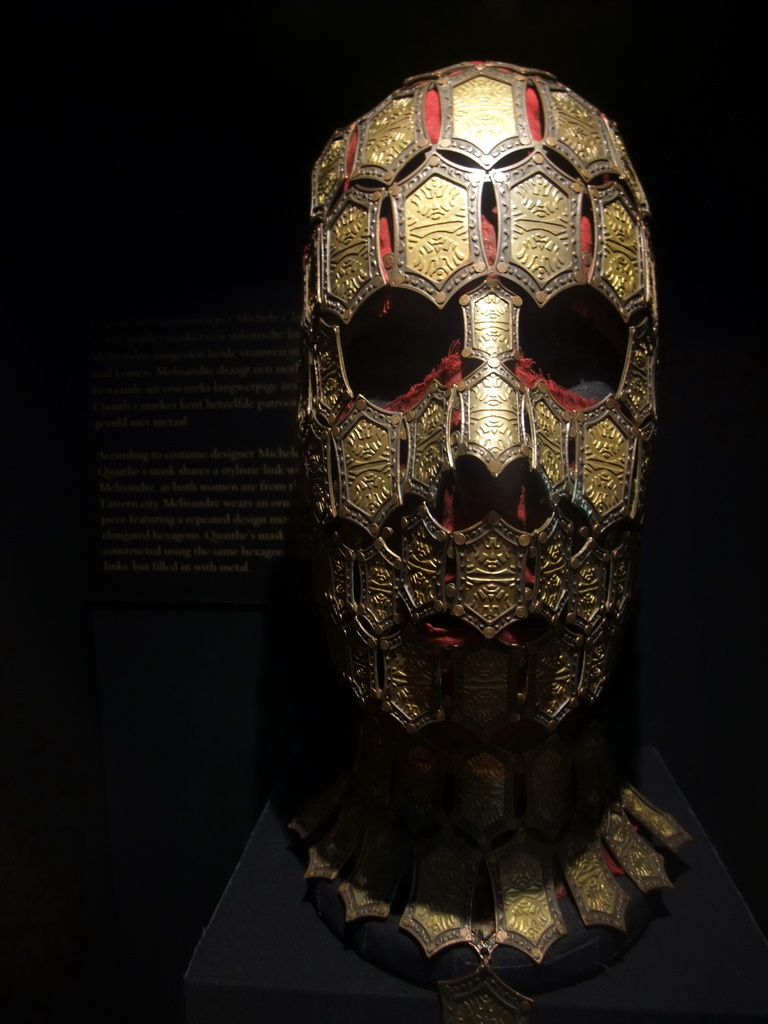 Mask of Quaithe at `Game of Thrones: the Exhibition` at the Posthoornkerk church, with explanation