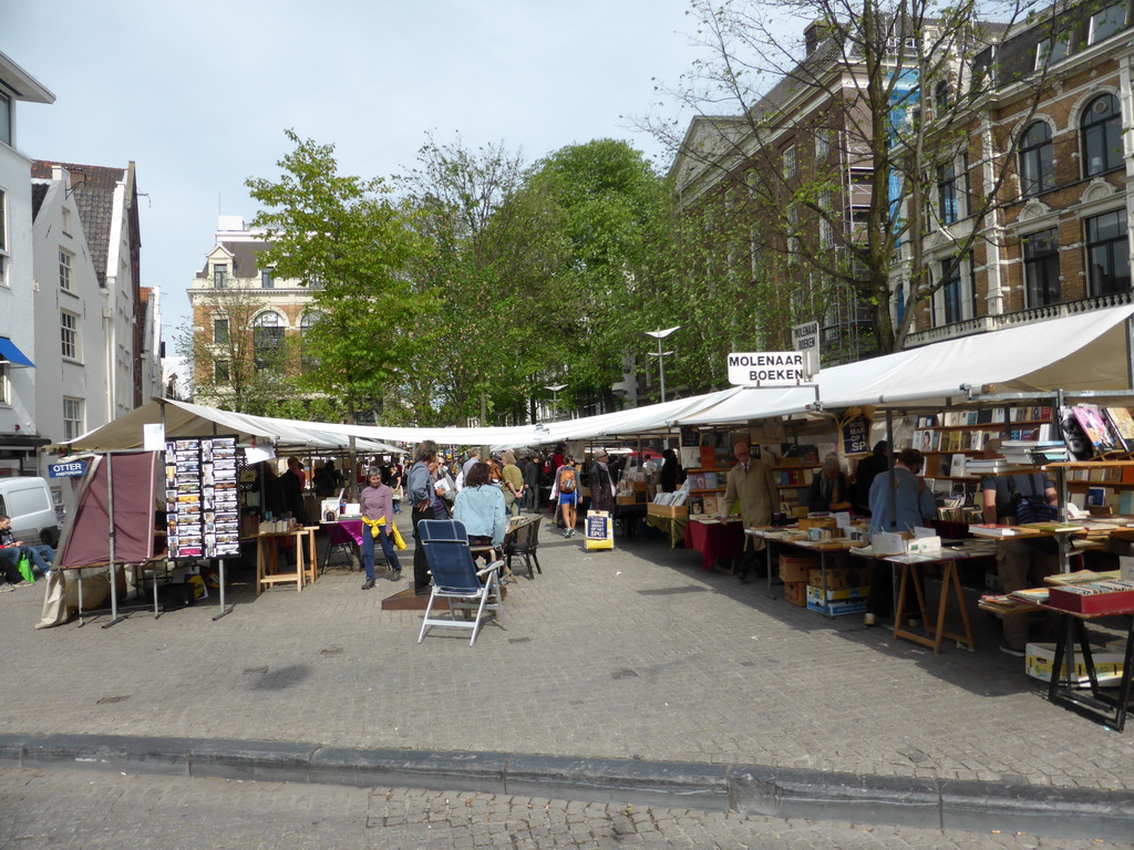 Book market at the Spui square