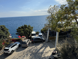 The Kugulu Park Manzara restaurant at the west side of the Atatürk Park and the Gulf of Antalya