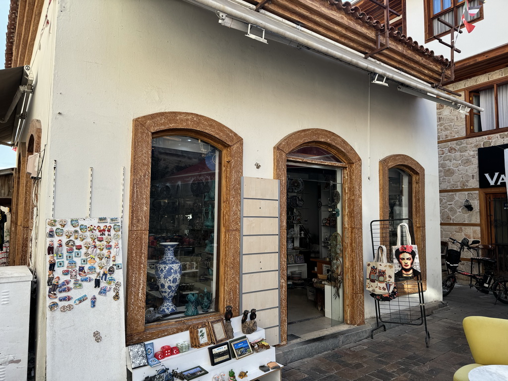 Front of a a souvenir shop at the Uzun Çarsi Sokak alley