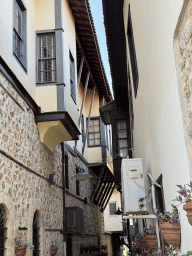 Facades of houses at the Akar Çesme Sokak alley, viewed from the Hesapçi Sokak alley