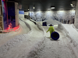 Max with a tyre at the Snow World at the Antalya Aquarium