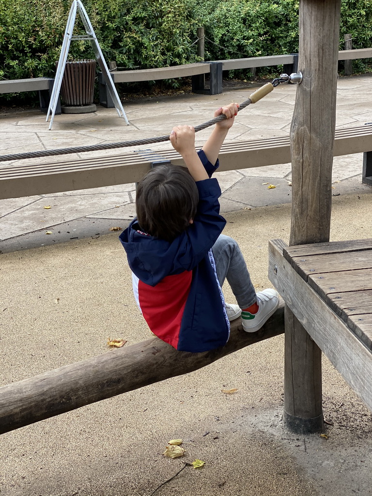 Max at the playground in front of the Savanne Restaurant at the Antwerp Zoo