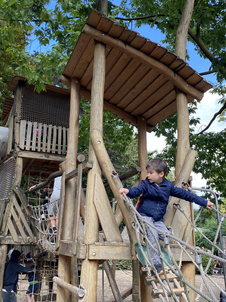 Max at the playground in front of the Savanne Restaurant at the Antwerp Zoo