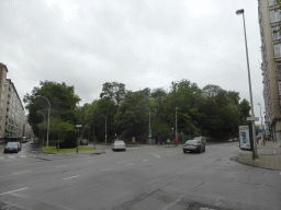 The north side of the Stadspark at the crossing of the Quinten Matijslei street and the Rubenslei street