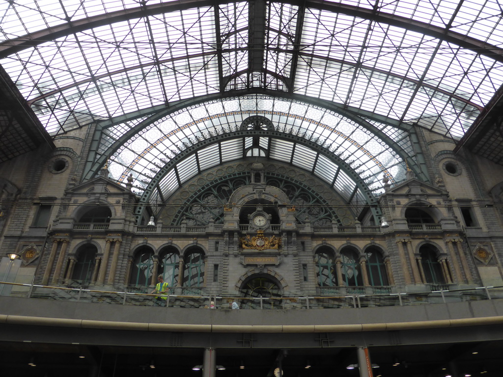 Upper part of the platform hall of the Antwerp Central Railway Station