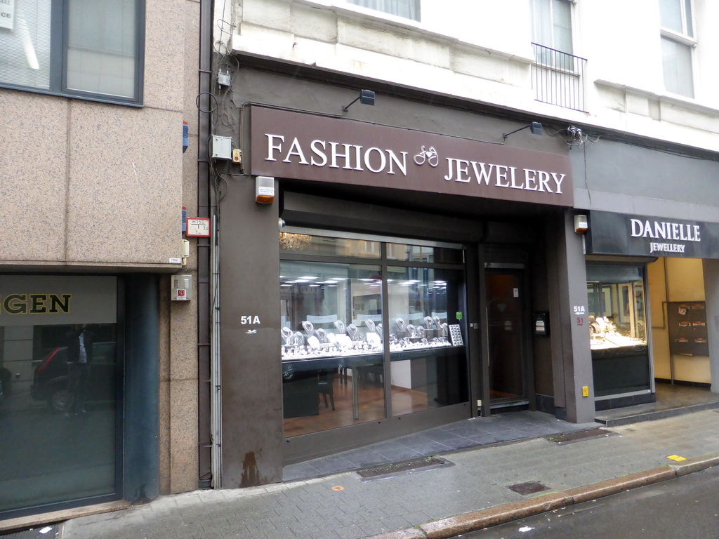 Front of the Fashion Jewelery shop at the Vestingstraat street